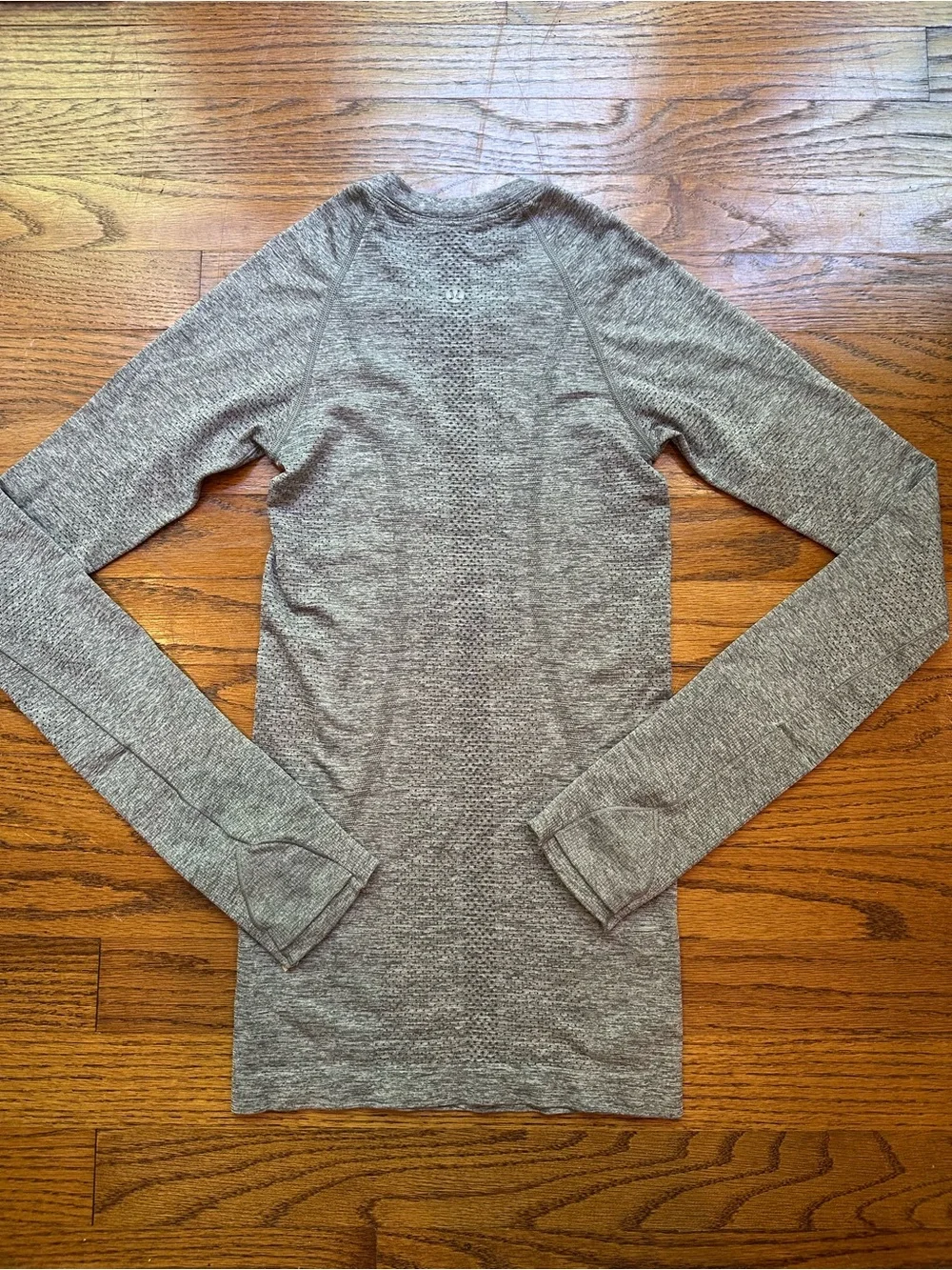 Lululemon swiftly tech long sleeve heather grey size 0
